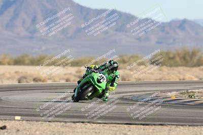 media/Dec-06-2025-CVMA (Sat) [[4a896cc04c]]/Race 8- Formula 40 MW and LW/